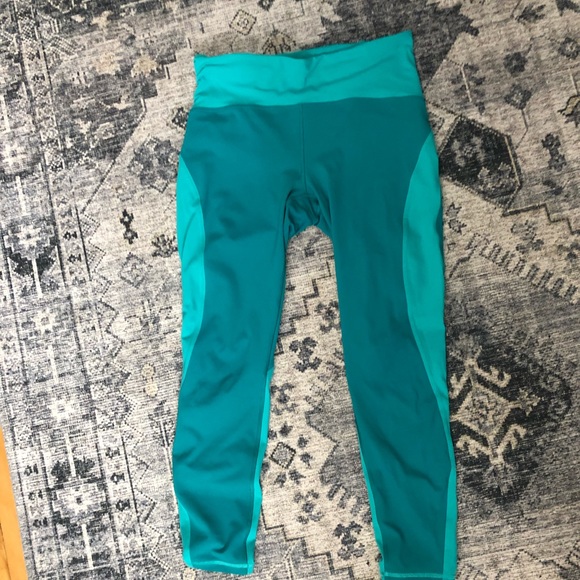 Lululemon train times 35 inch blocked - Picture 8 of 10